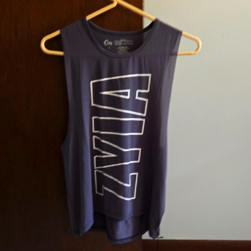 ZYIA Tank